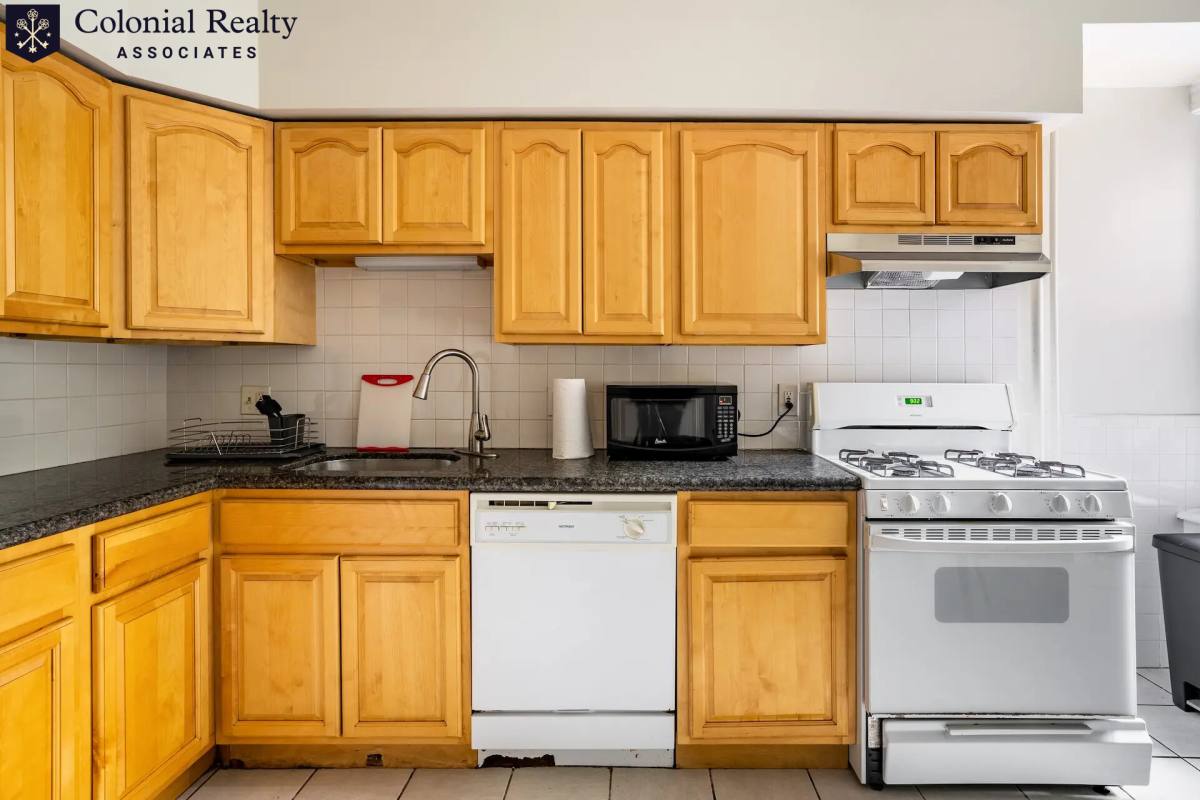 Apartment for rent at 10 Strathmore Rd #2, Brookline, MA 02445