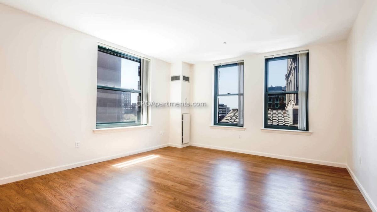 Apartment for rent at 1 India St #4J, Boston, MA 02109