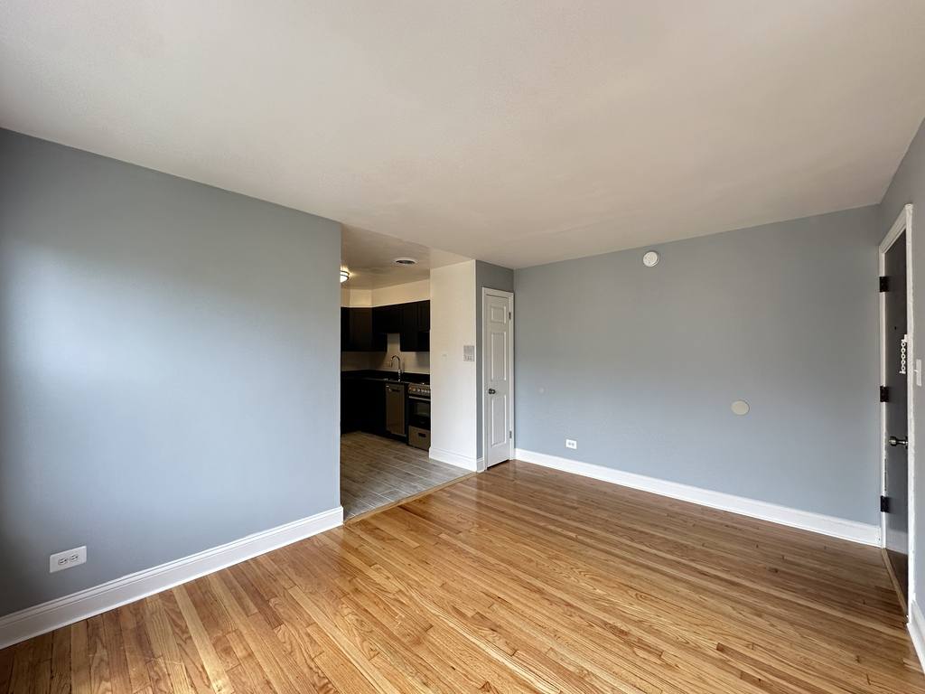 Apartment for rent at 6731 California #S4, Chicago, IL 60645