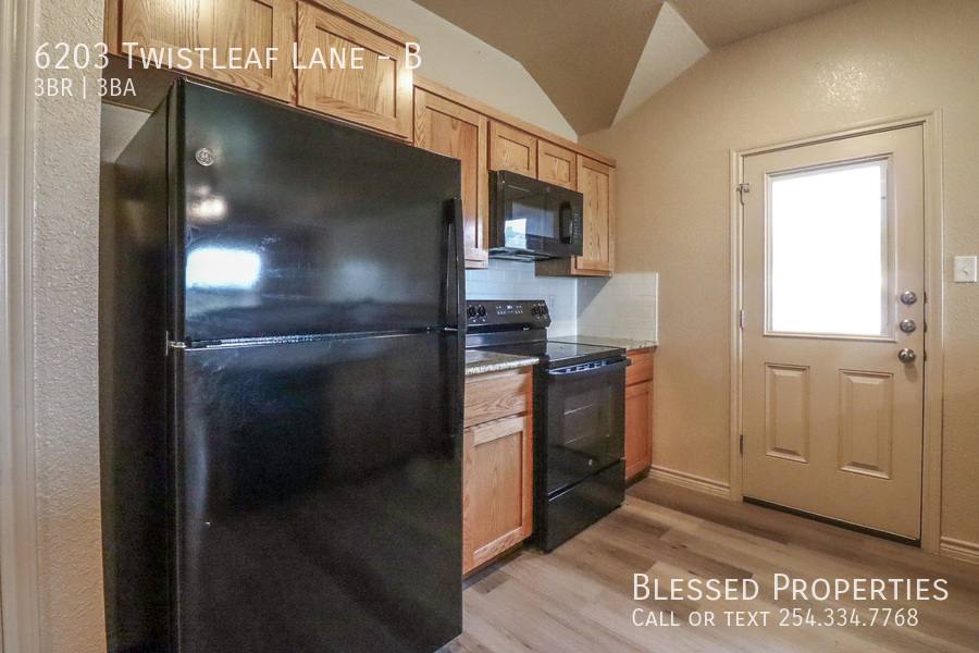 Apartment for rent at 6203 Twistleaf Lane #B, Killeen, TX 76543