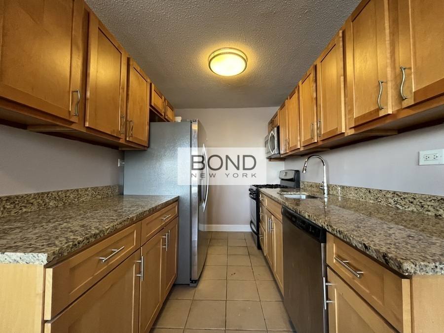 Condo for rent at 80 N Moore #14, New York, NY 10013