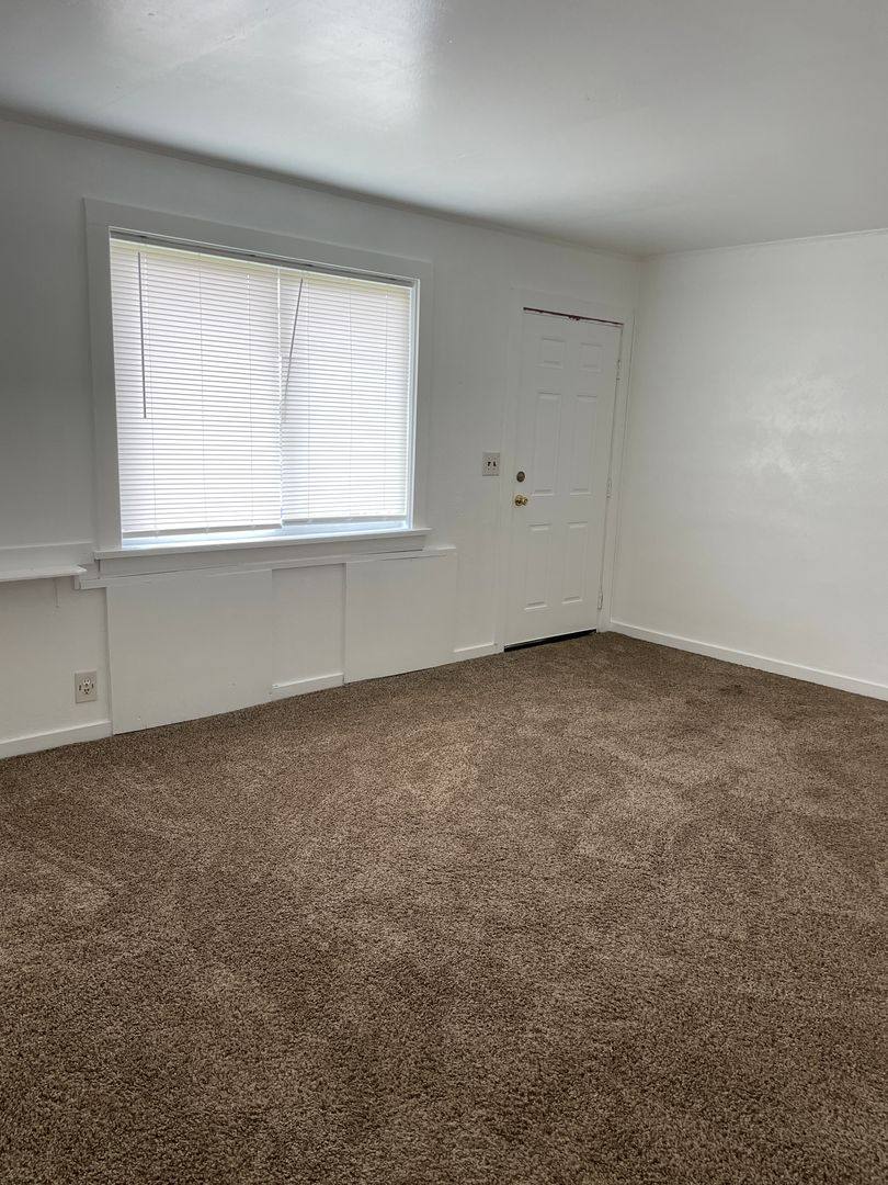 Apartment for rent at 650 Dearborn St, Shelton, WA 98584