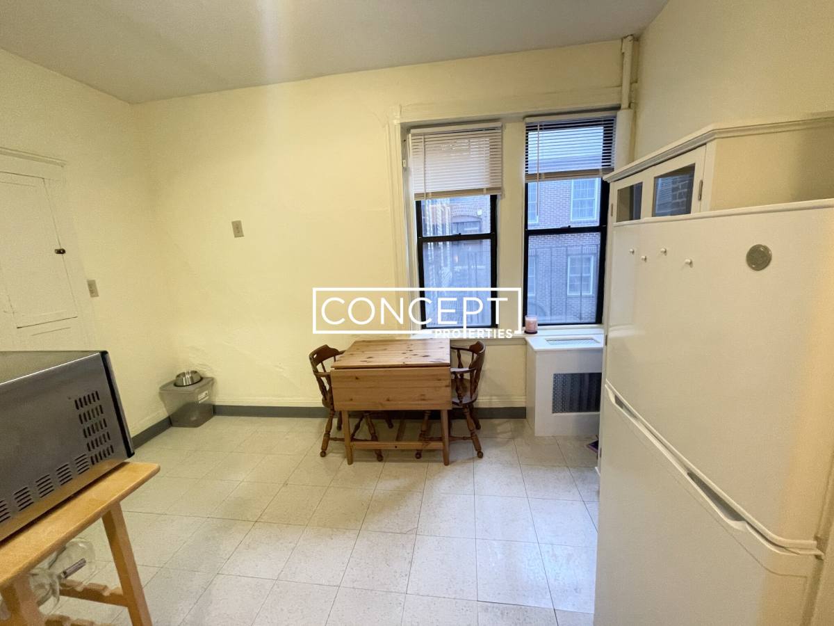 Apartment for rent at 24 Phillips St #4CP, Boston, MA 02114