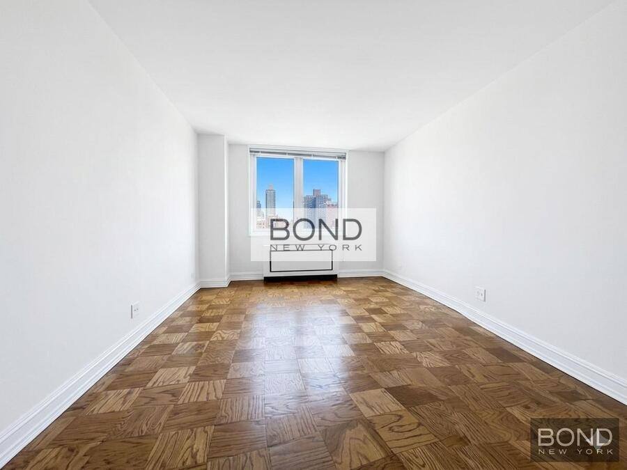 Apartment for rent at 400 E 71st St #23, New York, NY 10021