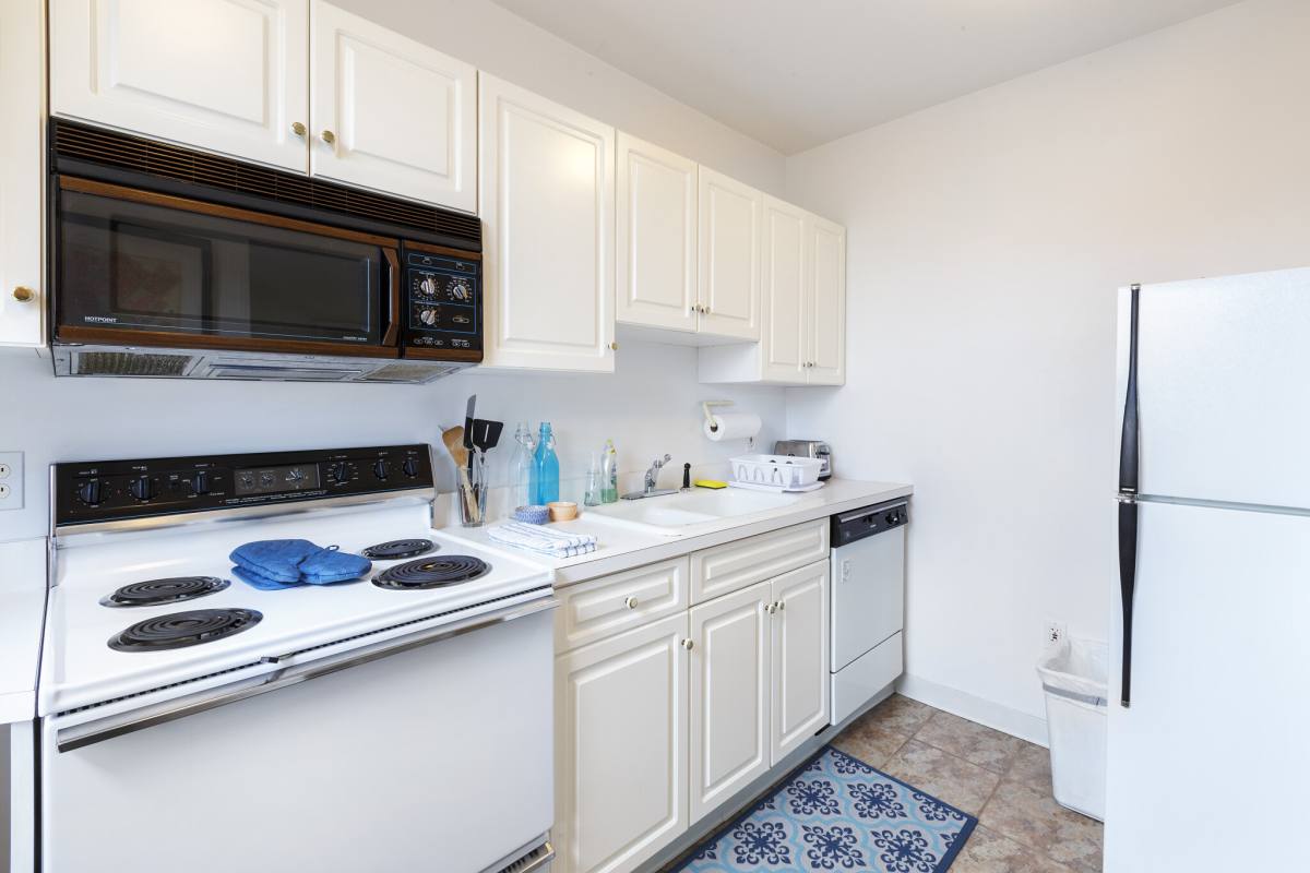 Apartment for rent at 383 Commonwealth Ave #4B, Boston, MA 02115