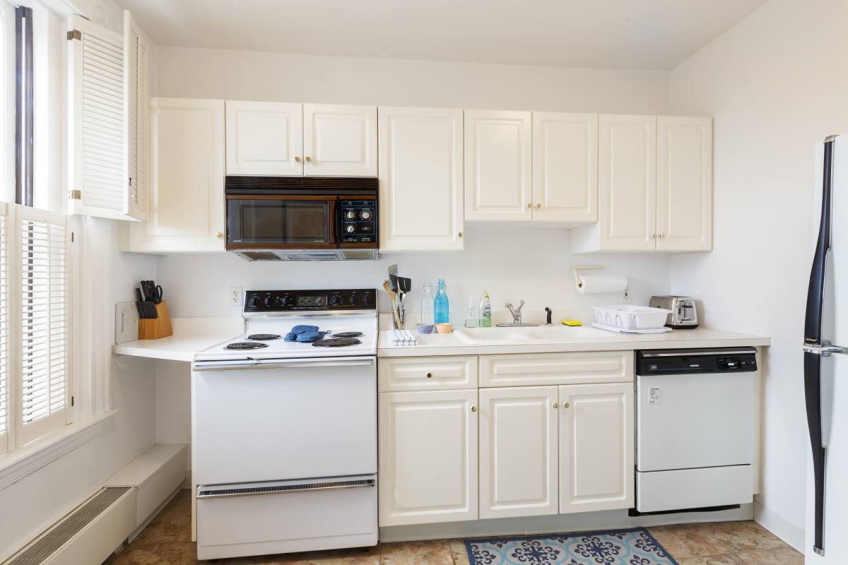 Apartment for rent at 383 Commonwealth Ave #4B, Boston, MA 02115