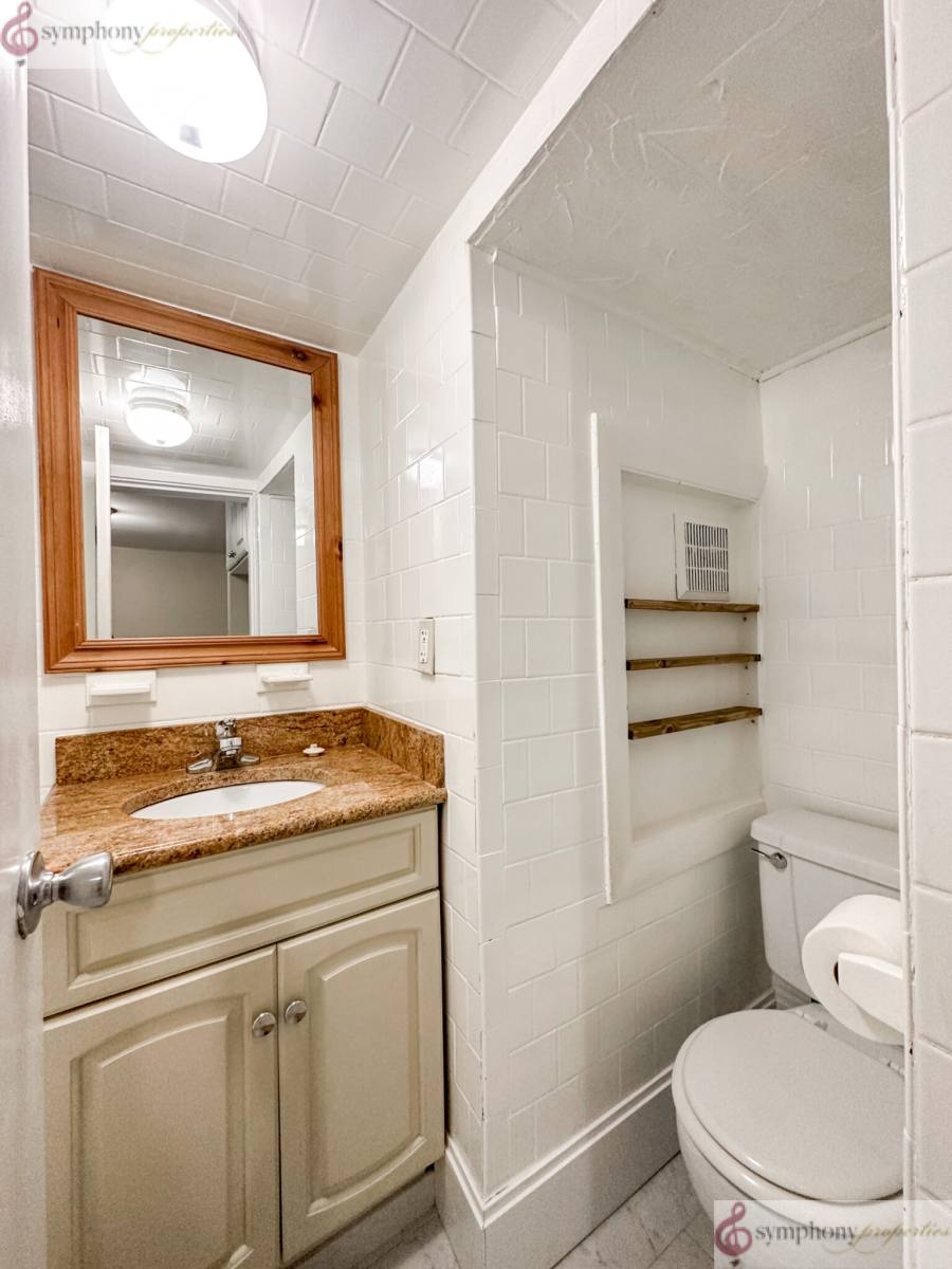 Apartment for rent at 61 Phillips St #1, Boston, MA 02114