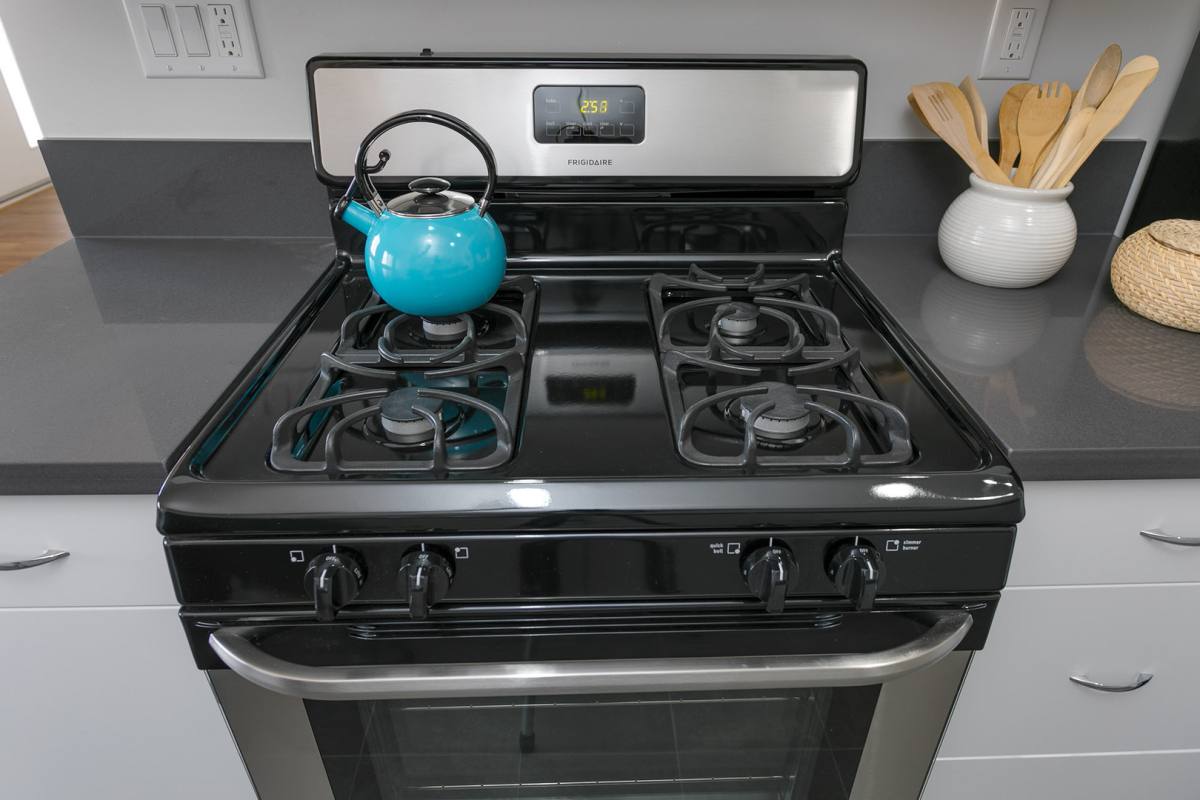 Apartment for rent at 815 E Villa St, Pasadena, CA 91101