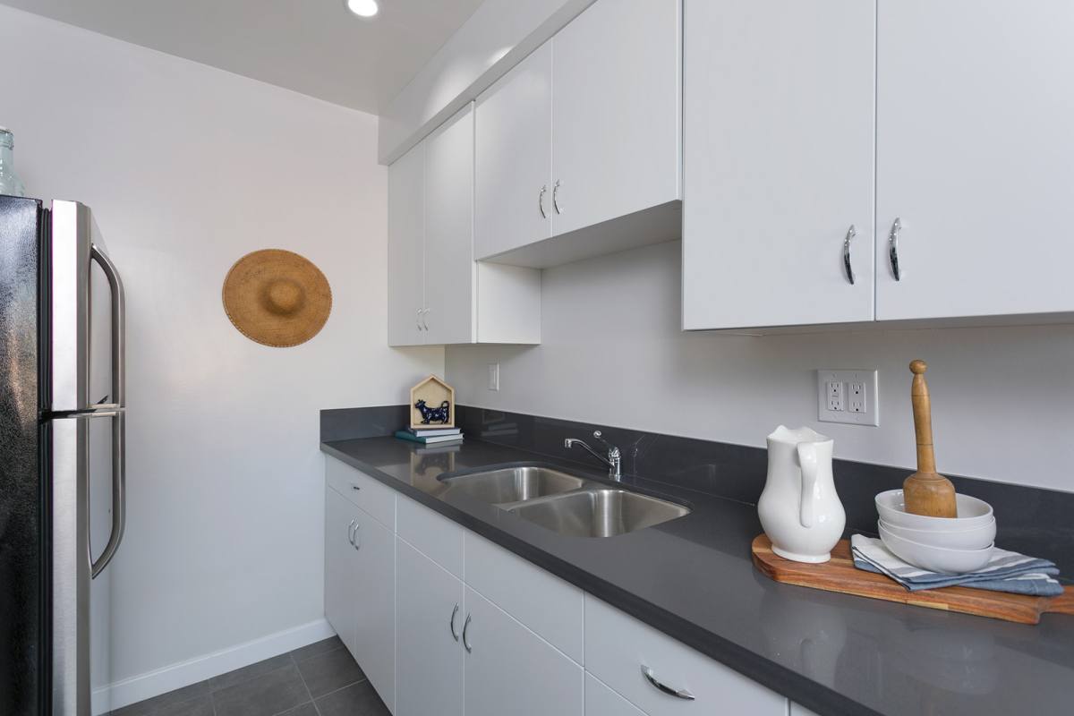 Apartment for rent at 815 E Villa St, Pasadena, CA 91101