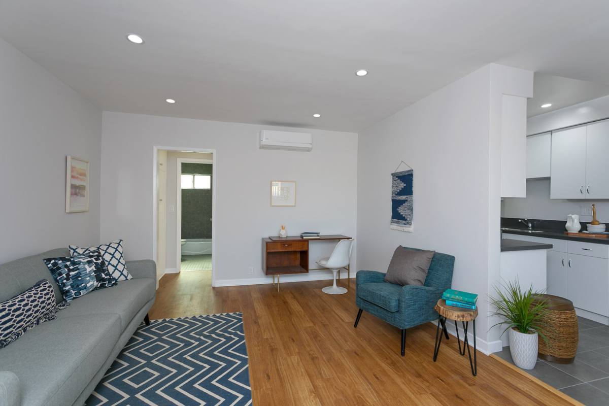 Apartment for rent at 815 E Villa St, Pasadena, CA 91101