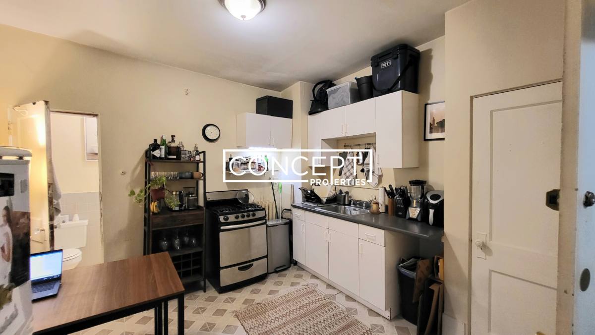 Apartment for rent at 7 Myrtle St #1CP, Boston, MA 02114