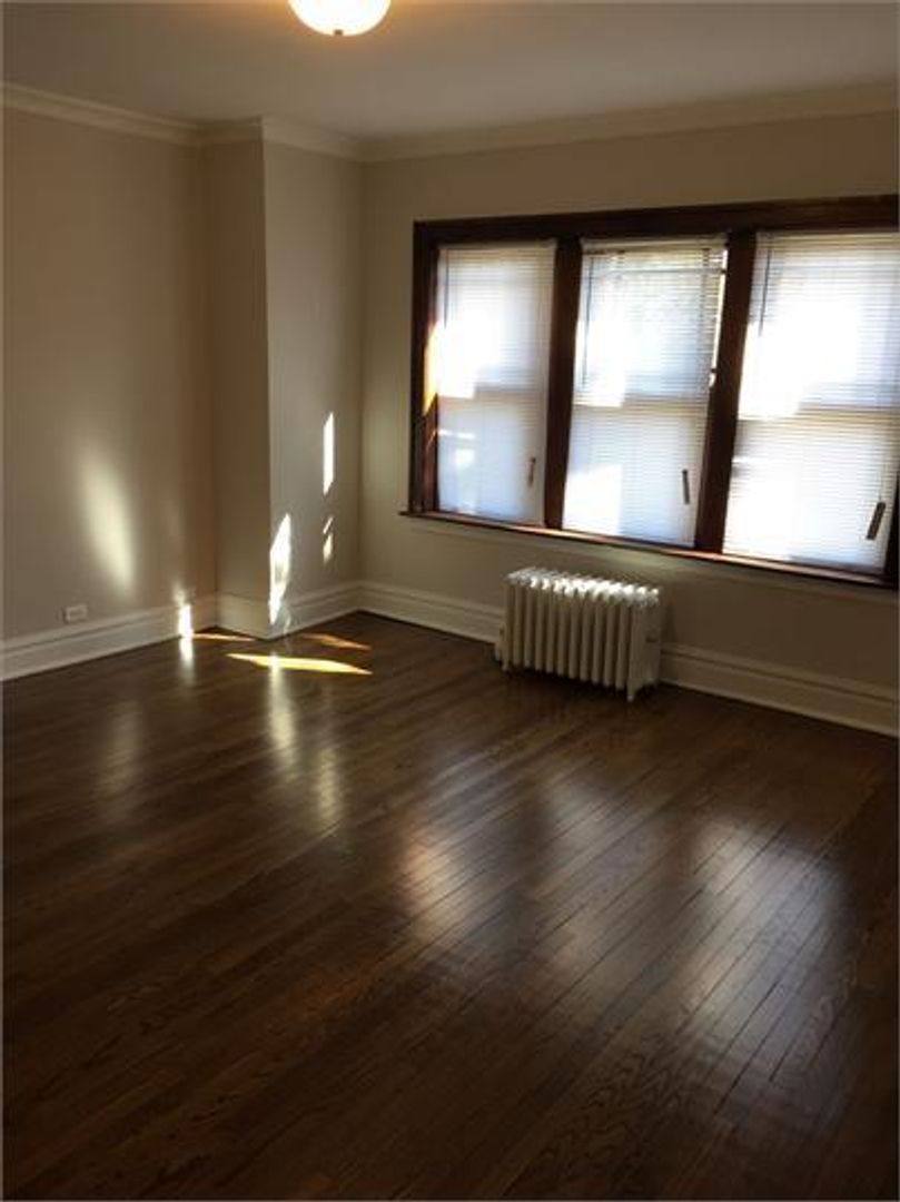 Apartment for rent at 6432-34 W 19th St, Berwyn, IL 60402