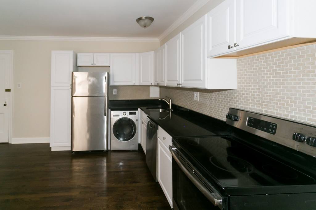 Apartment for rent at 3343 Marshfield #P903, Chicago, IL 60657