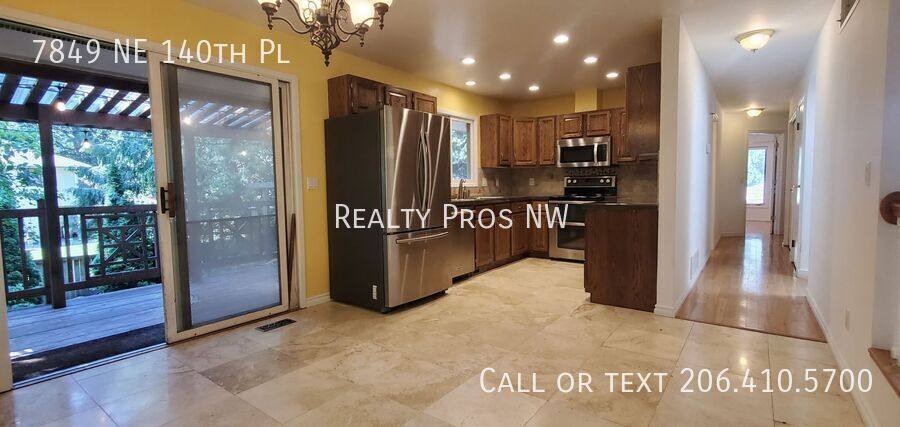 House for rent at 7849 NE 140th Place, Kirkland, WA 98034