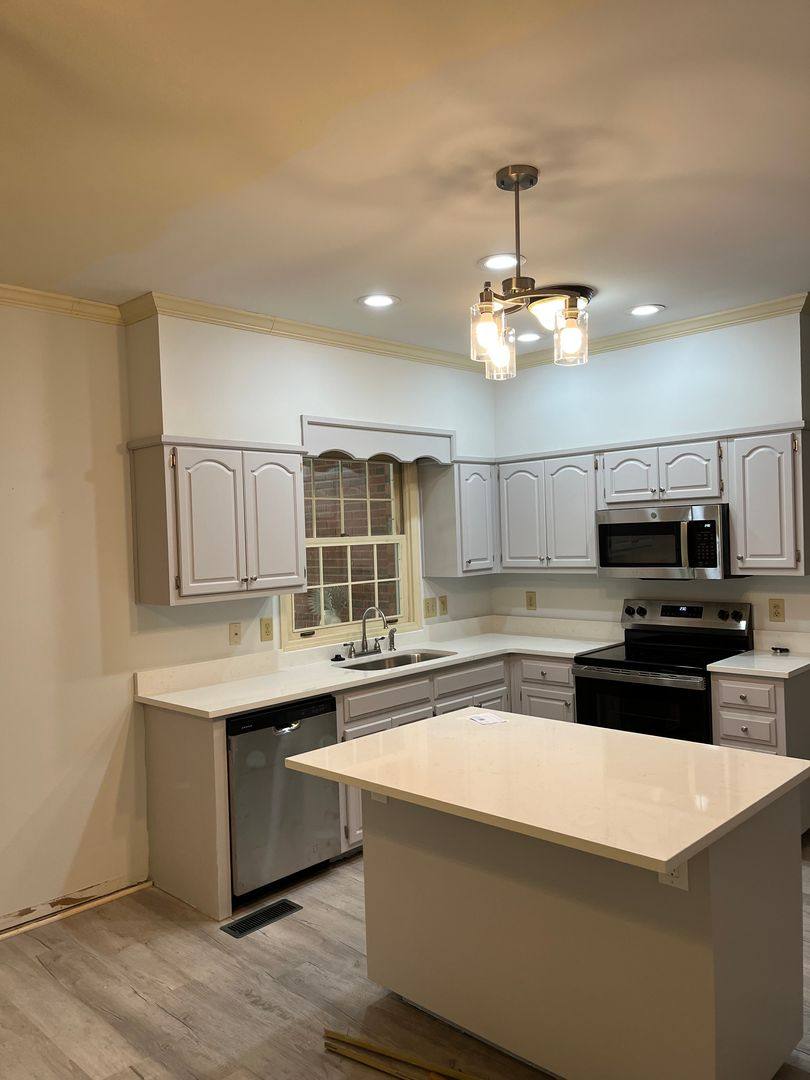House for rent at 1100 Stonegate Dr, Auburn, AL 36832