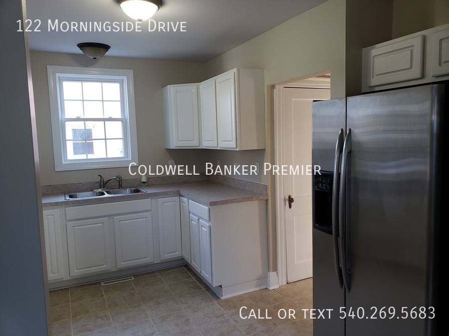 House for rent at 122 Morningside Dr, Winchester, VA 22601