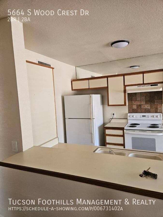 Condo for rent at 5664 S Wood Crest Dr, Tucson, AZ 85746