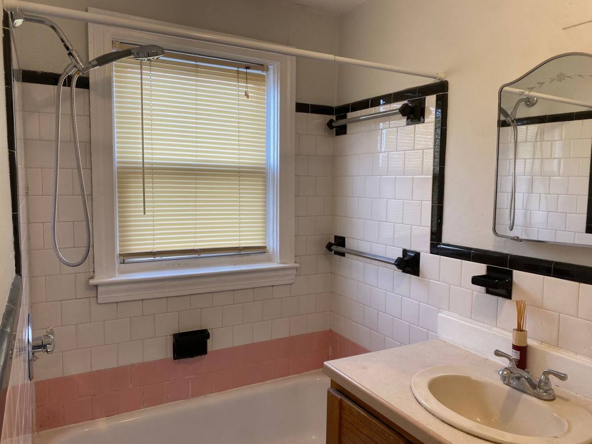 Apartment for rent at 19 S St, Fall River, MA 02721