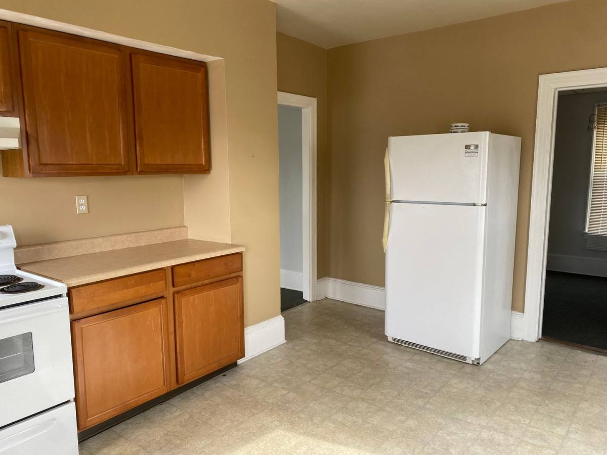 Apartment for rent at 19 S St, Fall River, MA 02721