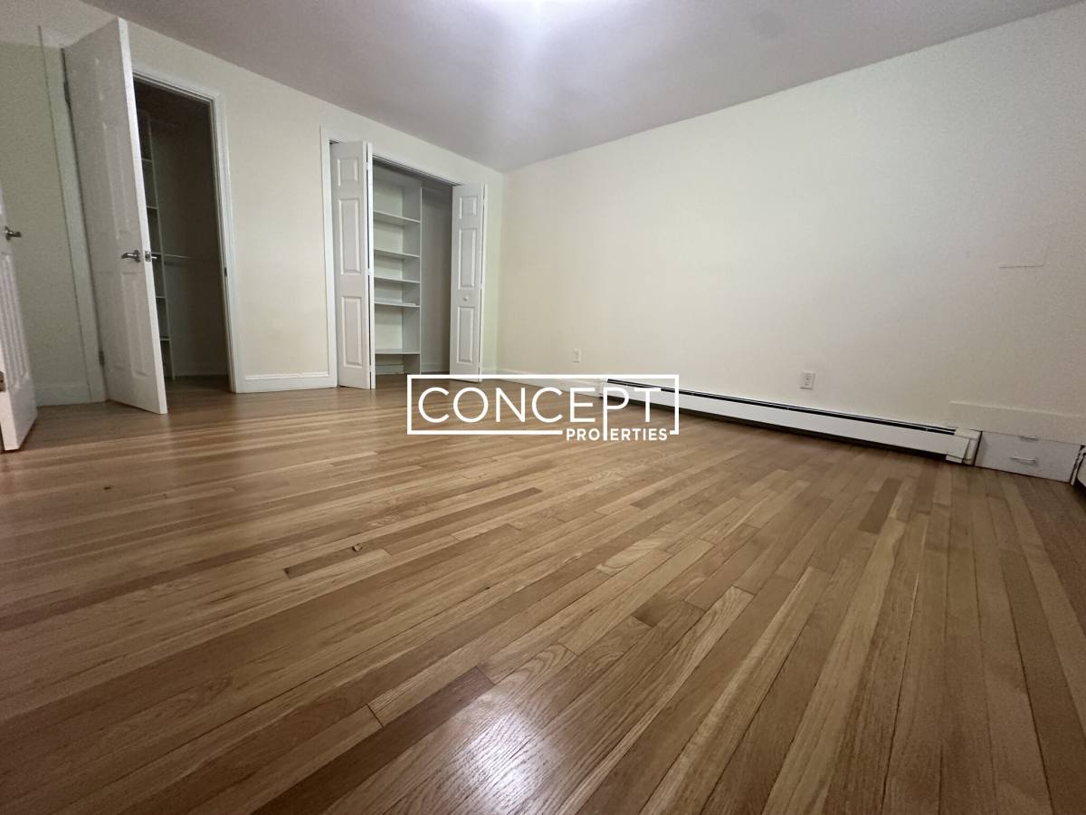 Apartment for rent at 17 Fairbanks St #1, Brookline, MA 02446
