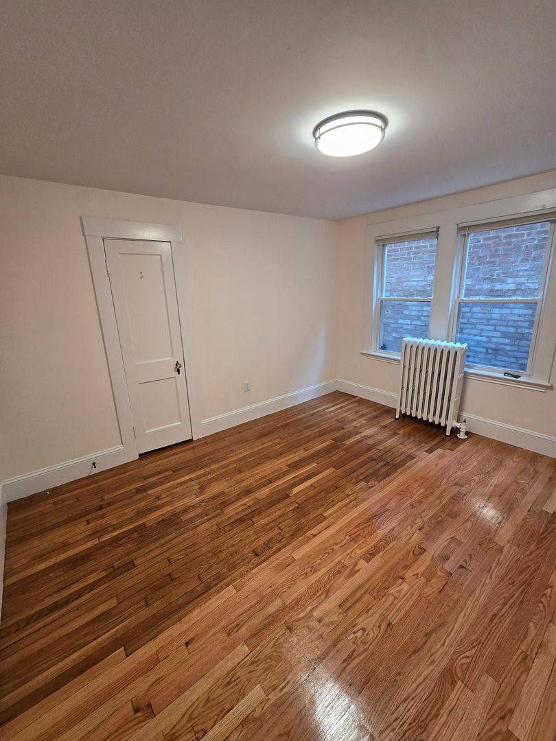 Apartment for rent at 297-299 Cabot St, Beverly, MA 01915