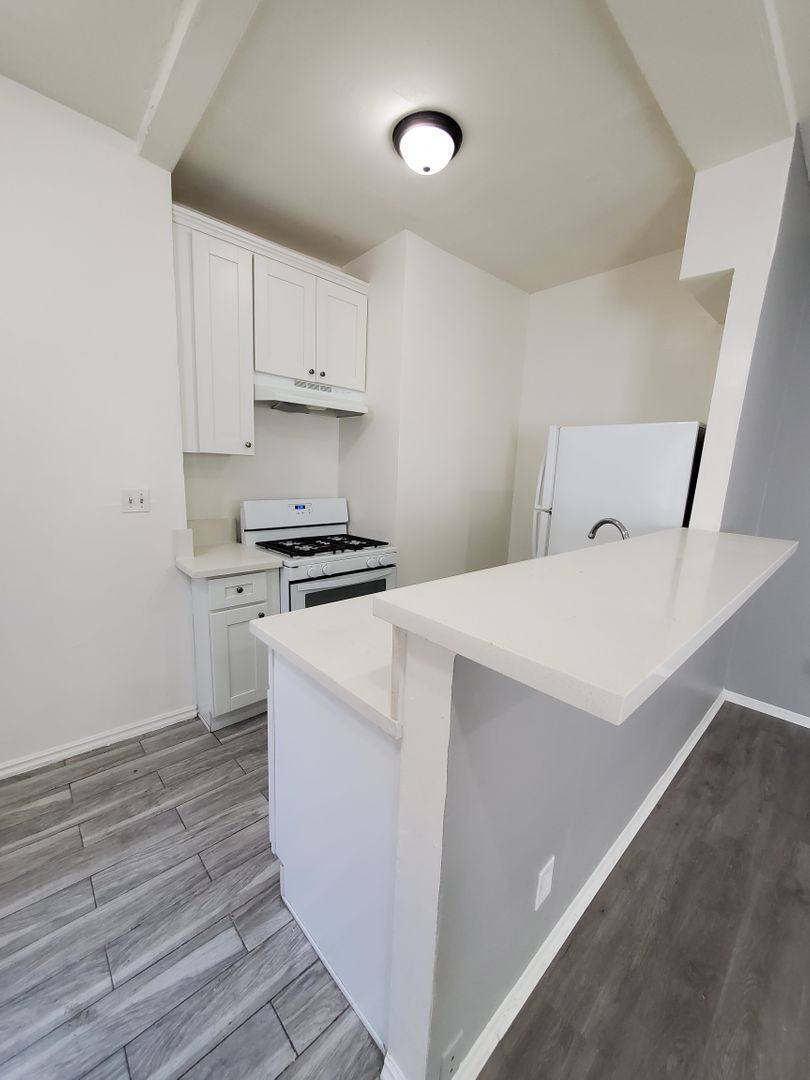 Apartment for rent at 3020 Altura St, Los Angeles, CA 90031