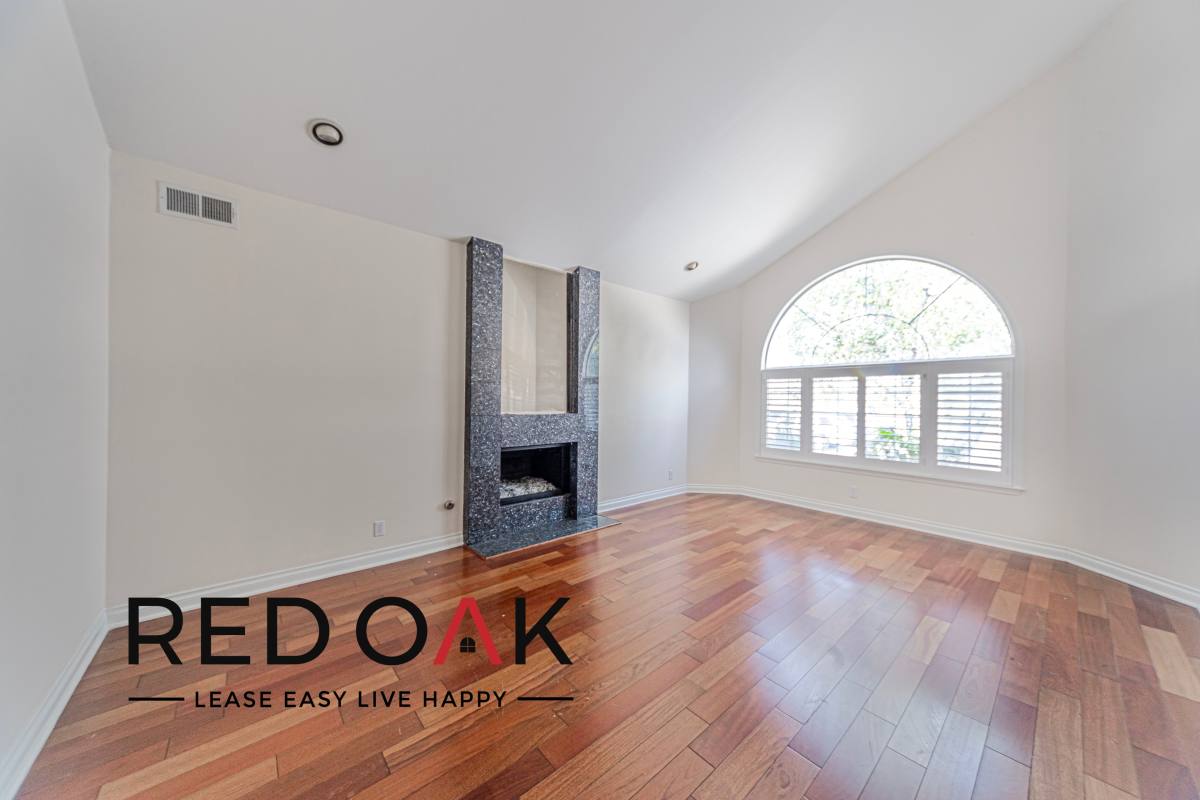 Condo for rent at 19310 Yolie Lane, Tarzana, CA 91356