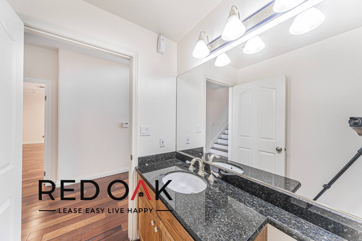 Condo for rent at 19310 Yolie Lane, Tarzana, CA 91356