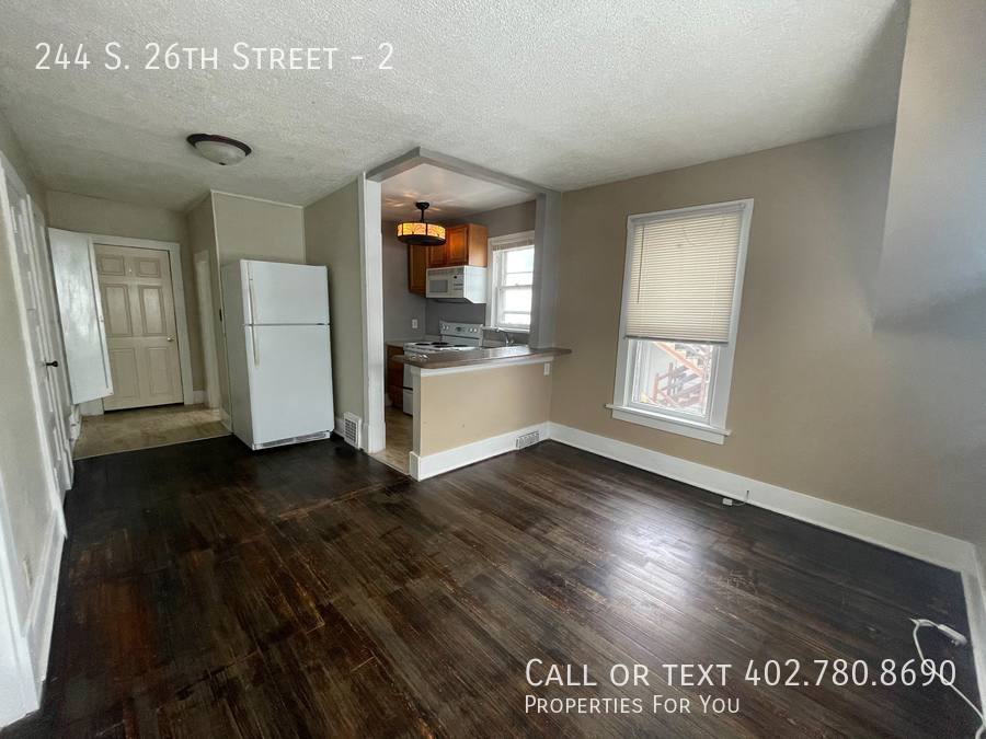 Apartment for rent at 244 S 26th St #2, Lincoln, NE 68510