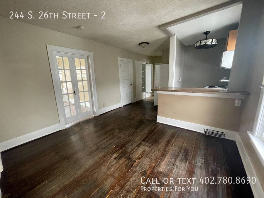 Apartment for rent at 244 S 26th St #2, Lincoln, NE 68510