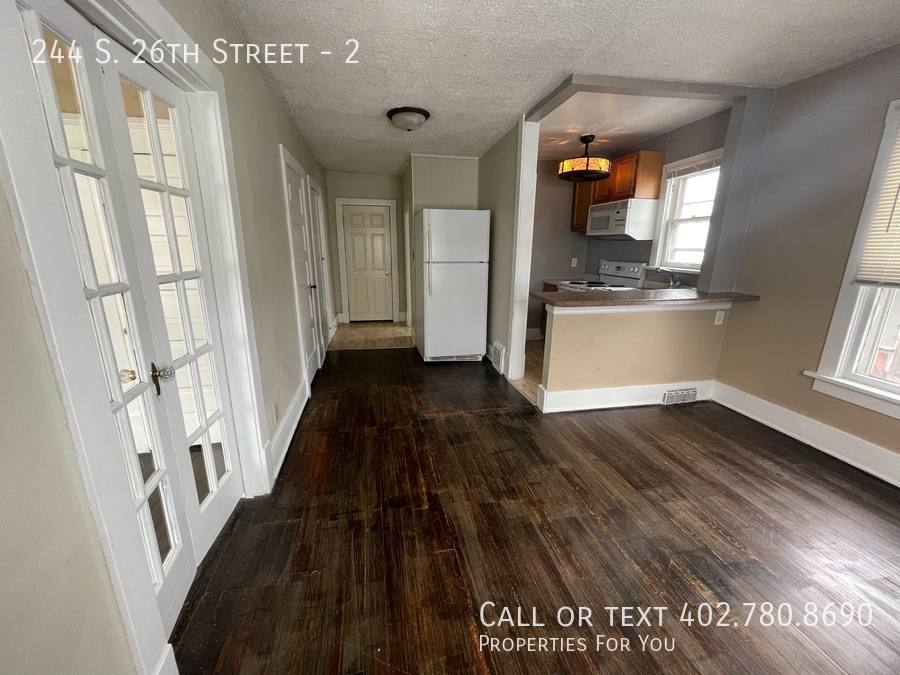 Apartment for rent at 244 S 26th St #2, Lincoln, NE 68510