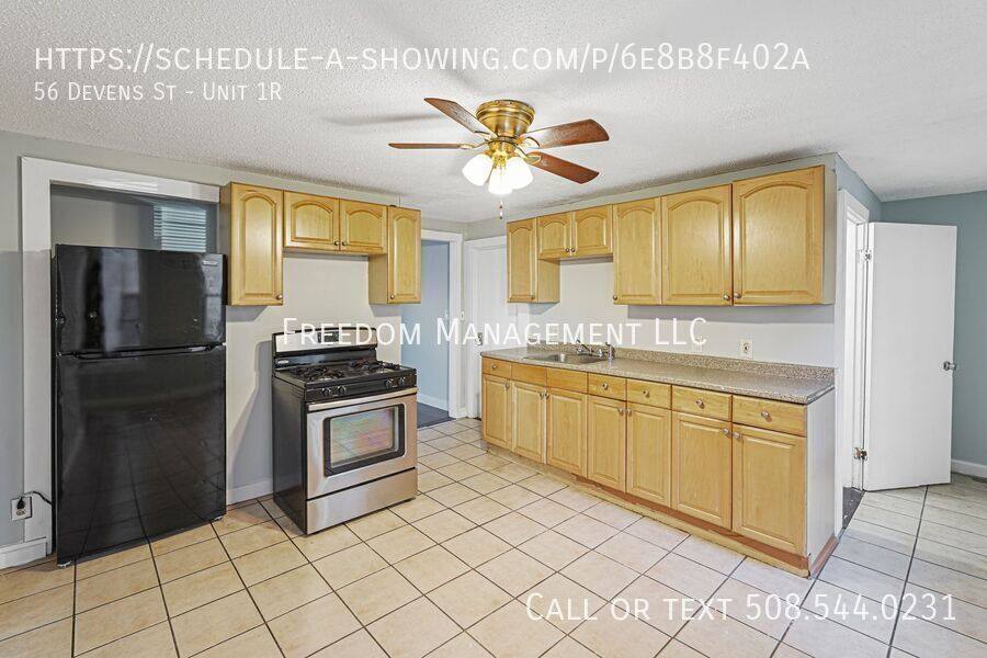 Apartment for rent at 56 Devens St #1R, Marlborough, MA 01752