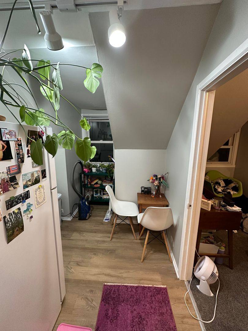 Apartment for rent at 3100 N Southport Ave #3R, Chicago, IL 60657