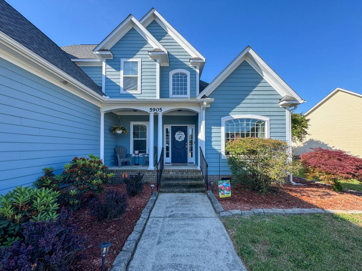 House for rent at 5905 Gentleman Dr, Hope Mills, NC 28348