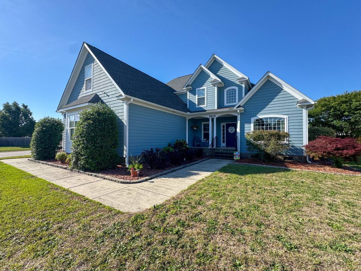 House for rent at 5905 Gentleman Dr, Hope Mills, NC 28348