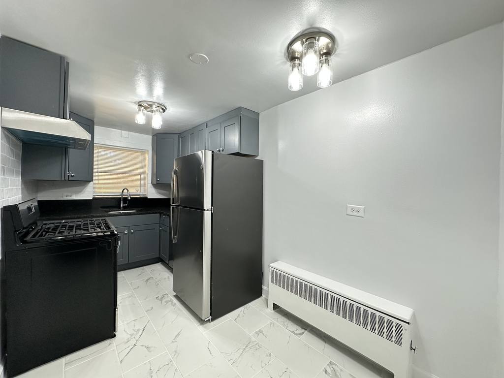 Apartment for rent at 2754 N Shore #DNG, Chicago, IL 60645
