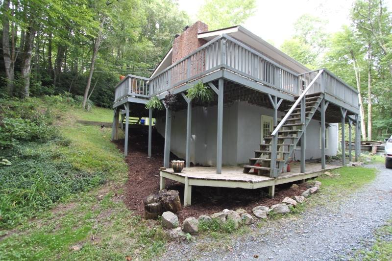 House for rent at 416 Rainbow Mountain Rd, Boone, NC 28607
