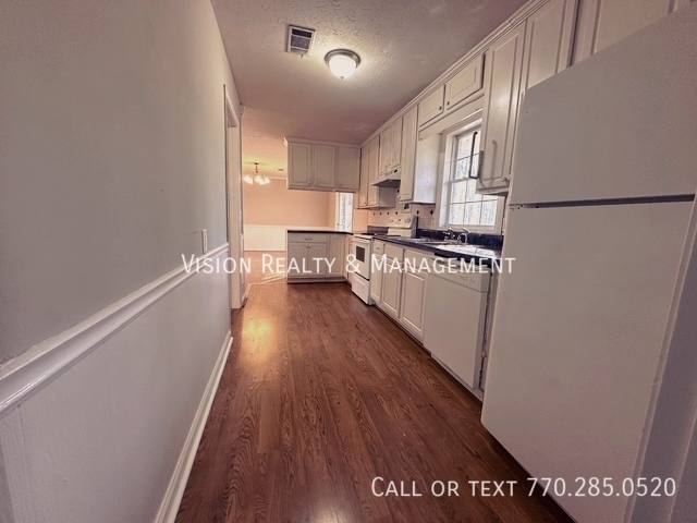 House for rent at 95 Castlegate Circle, Carrollton, GA 30116