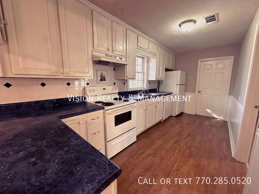 House for rent at 95 Castlegate Circle, Carrollton, GA 30116