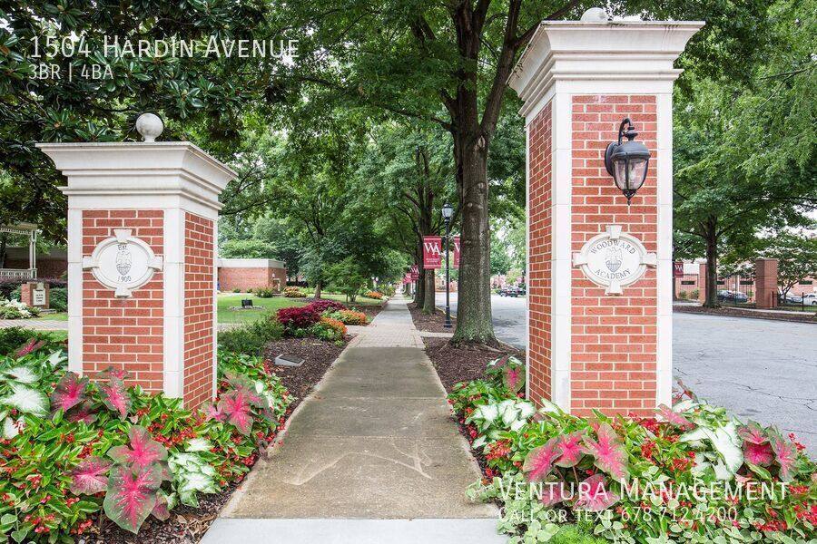 House for rent at 1504 Hardin Ave, Atlanta, GA 30337