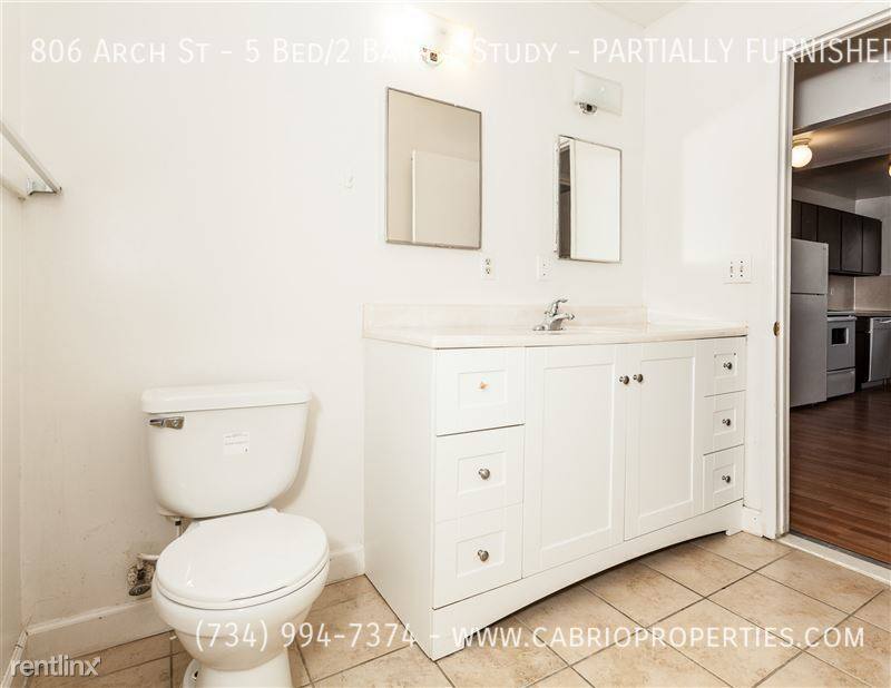 House for rent at 806 Arch St Study-Partially Study, Ann Arbor, MI 48104