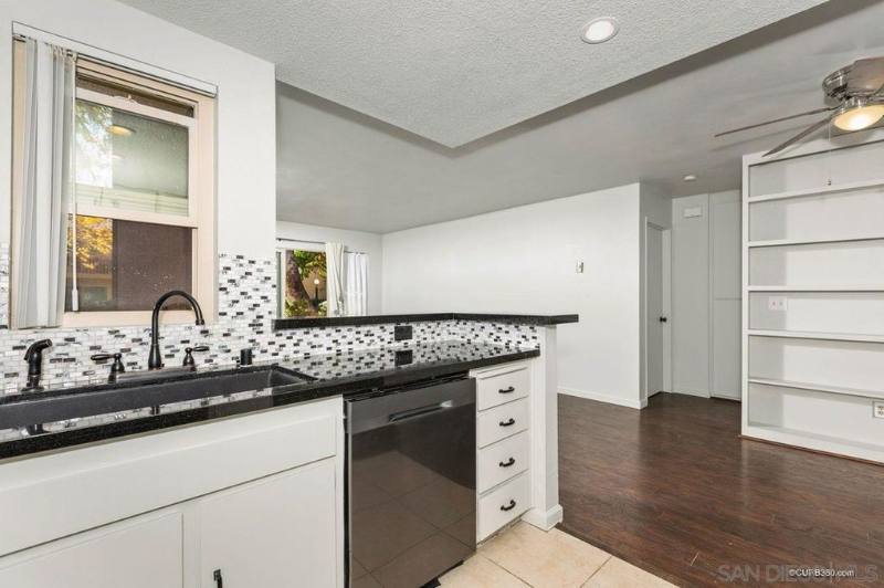 Apartment for rent at 5942 Rancho Mission Rd #139, San Diego, CA 92108