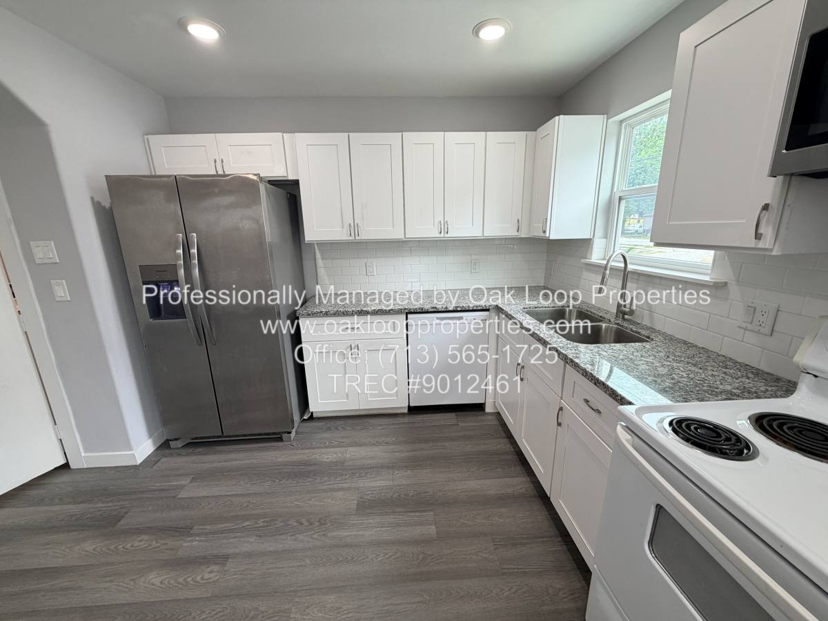 Townhouse for rent at 8115 Denton St #A, Houston, TX 77028