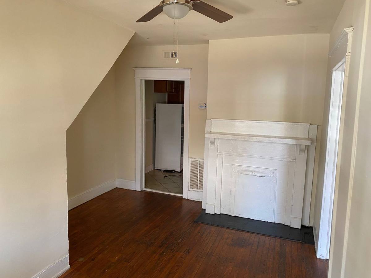 Apartment for rent at 18 S Allen Ave, Richmond, VA 23220