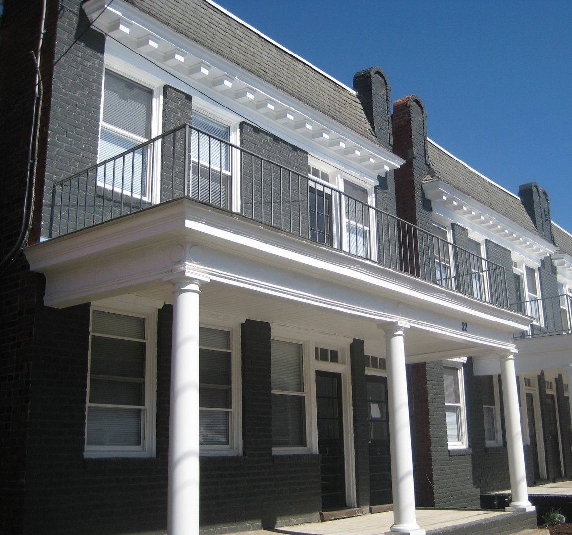 Apartment for rent at 18 S Allen Ave, Richmond, VA 23220