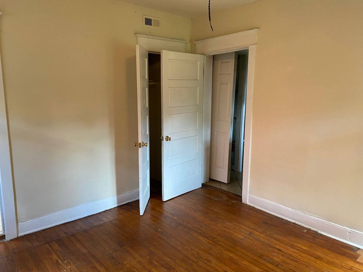Apartment for rent at 18 S Allen Ave, Richmond, VA 23220