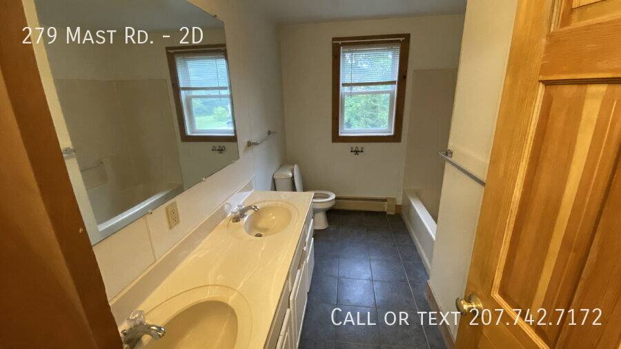 Apartment for rent at 279 Mast Rd #2D, Durham, NH 03824