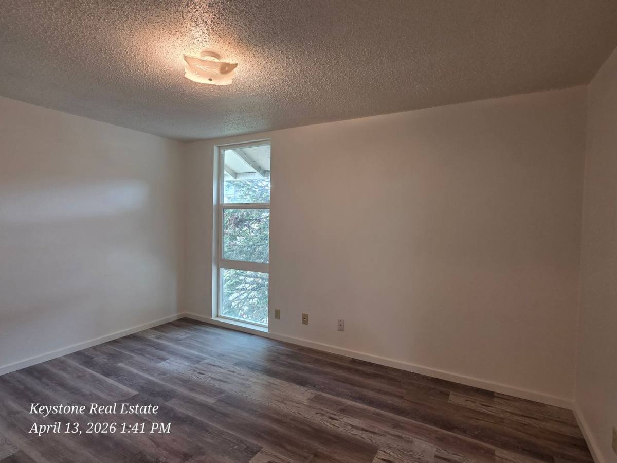 Townhouse for rent at 55 Corliss Lane, Eugene, OR 97404