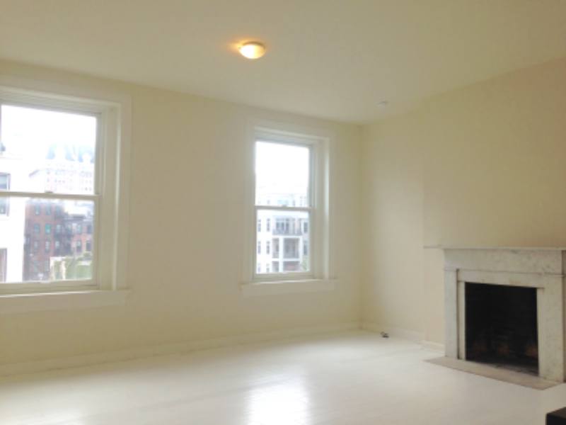 Townhouse for rent at 32 E Preston St #B, Baltimore, MD 21202