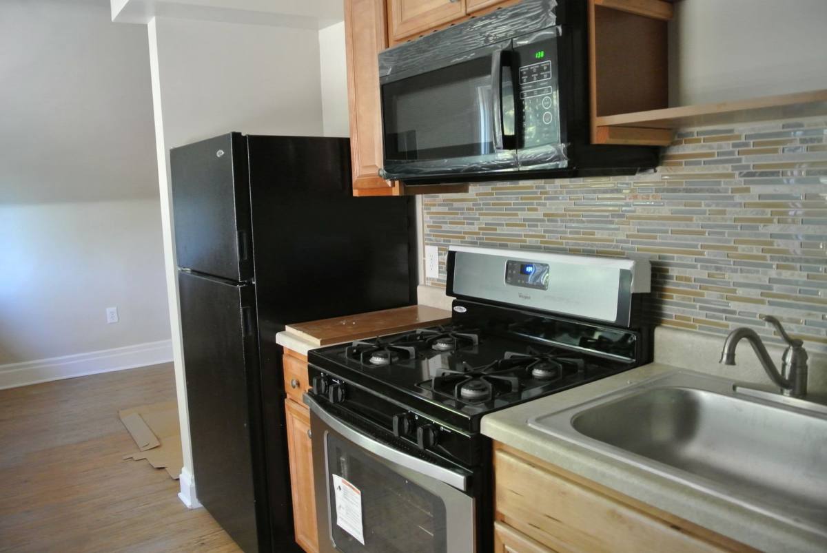 Apartment for rent at 416 N Home Ave, Pittsburgh, PA 15202
